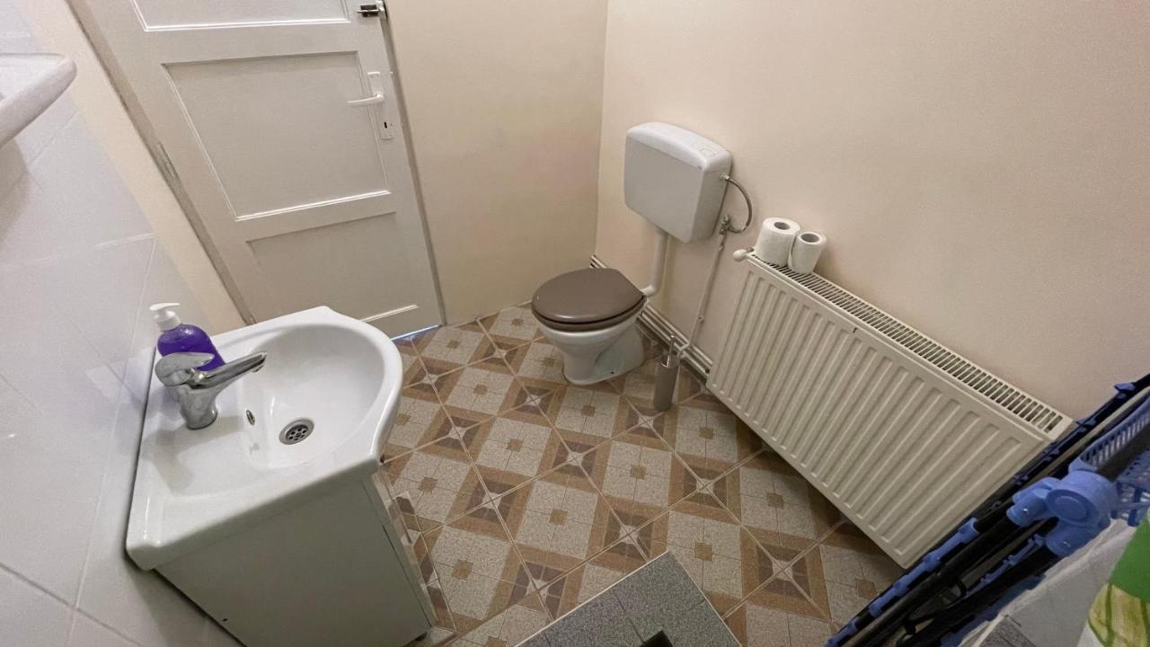 Apartament In Centrul Brasovului Eksteriør bilde