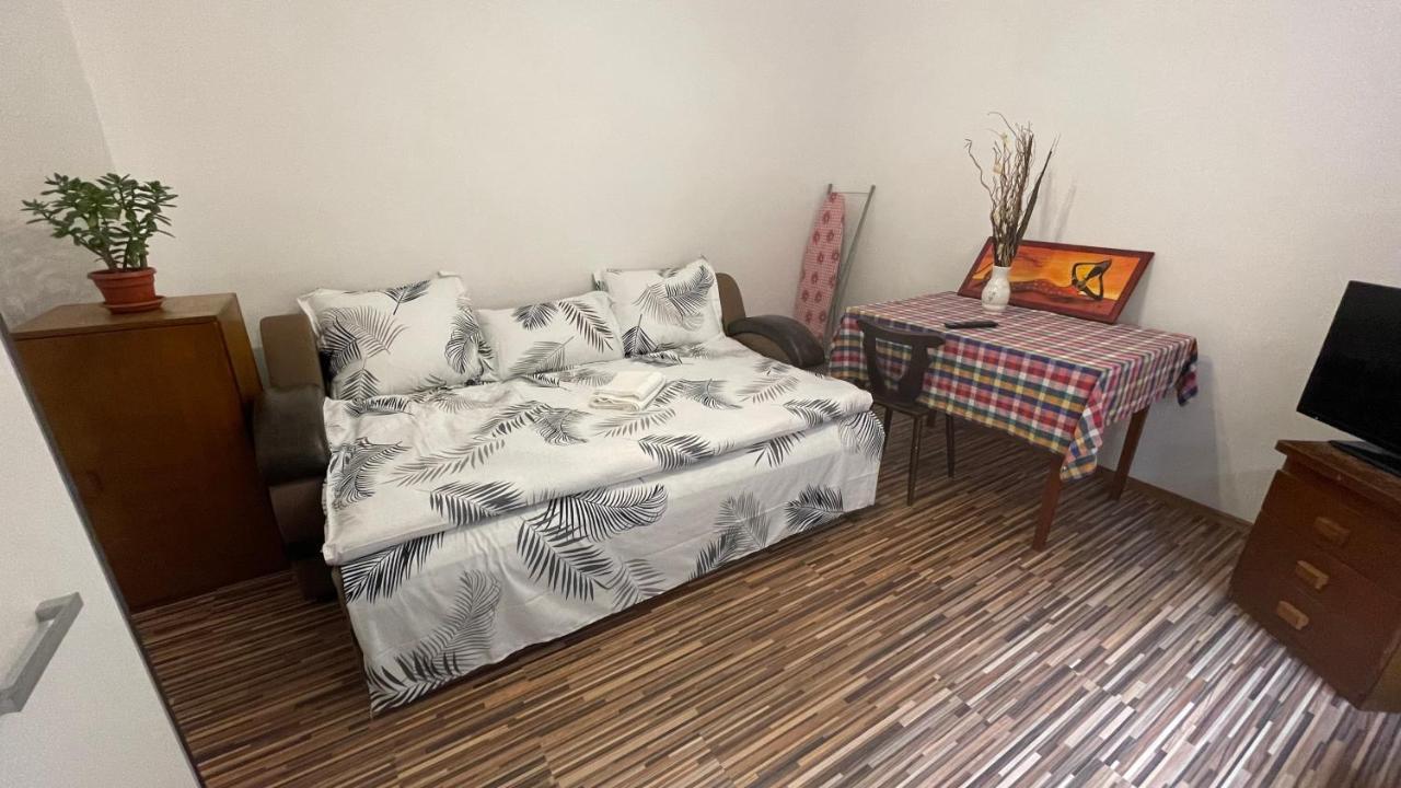 Apartament In Centrul Brasovului Eksteriør bilde